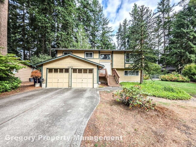 Building Photo - 19044 NE 165th Pl