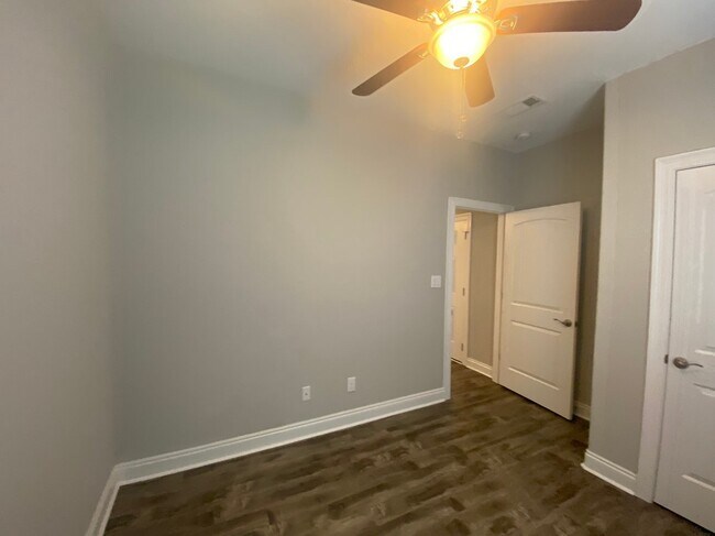 Building Photo - 8461 Laredo St