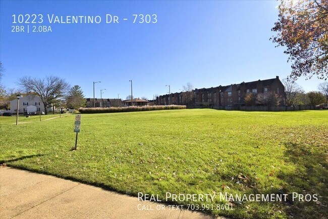 Building Photo - 10223 Valentino Dr