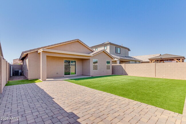 Building Photo - 12450 W Myrtle Ct