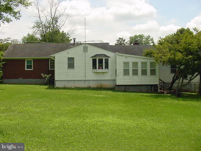 Building Photo - 9318 Stuart Ave