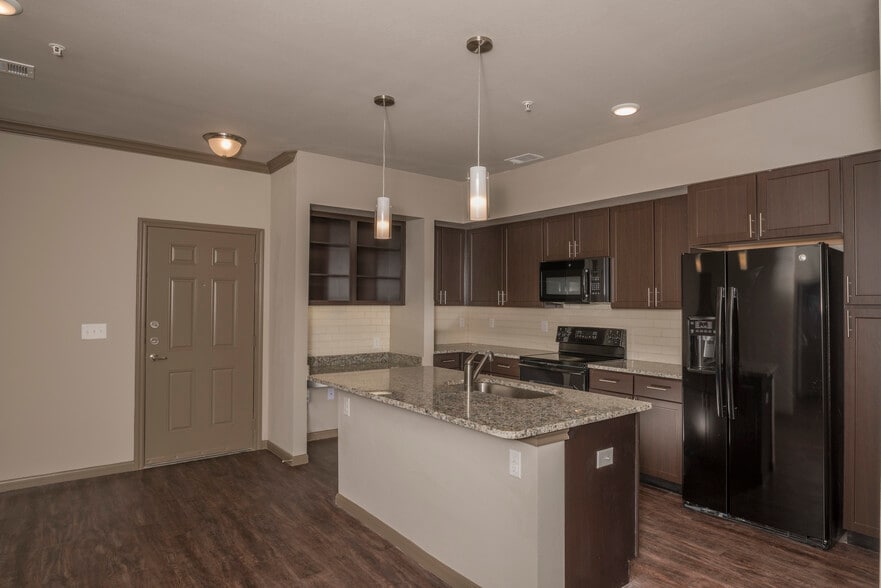 One Town Park Apartments 6006 Rogerdale Rd Houston TX 77072