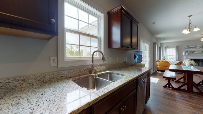 Building Photo - 603 Bonarva Ct