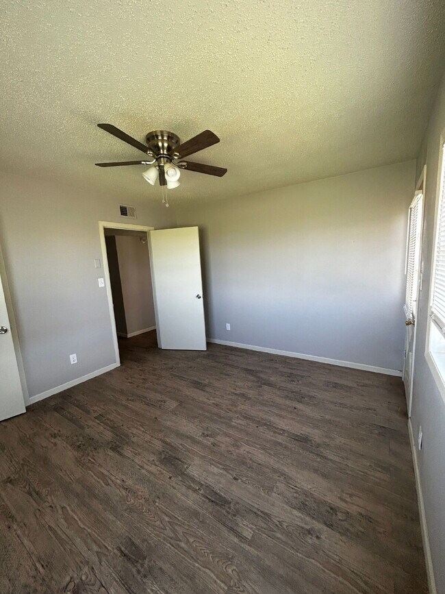 Building Photo - Country Living! Newly Updated 3-bed/2-bath in Frenship ISD!