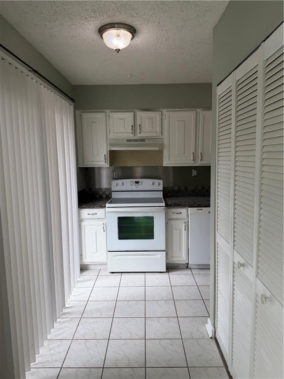 Building Photo - 2638 Briarwood Dr SE
