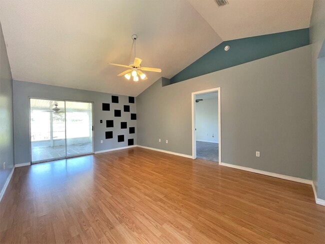 Building Photo - 4724 Connor Dr