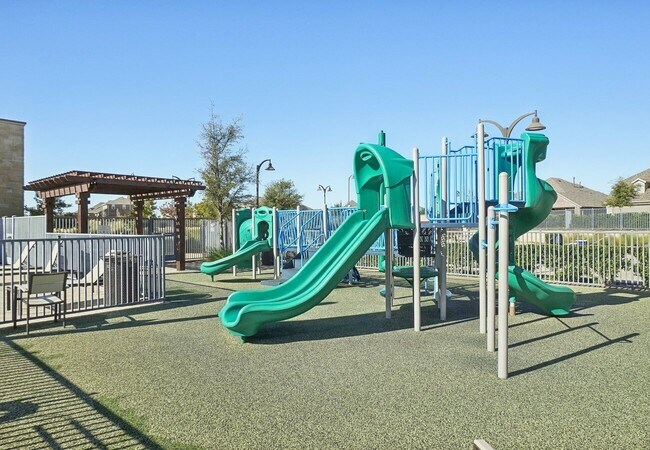 Building Photo - 1876 Purtis Crk Dr