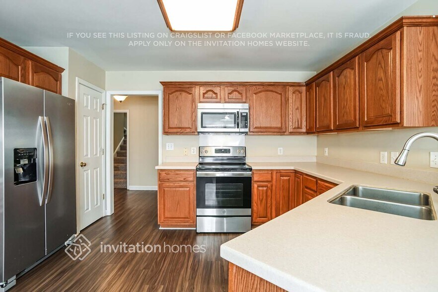 Building Photo - 258 River Birch Cir