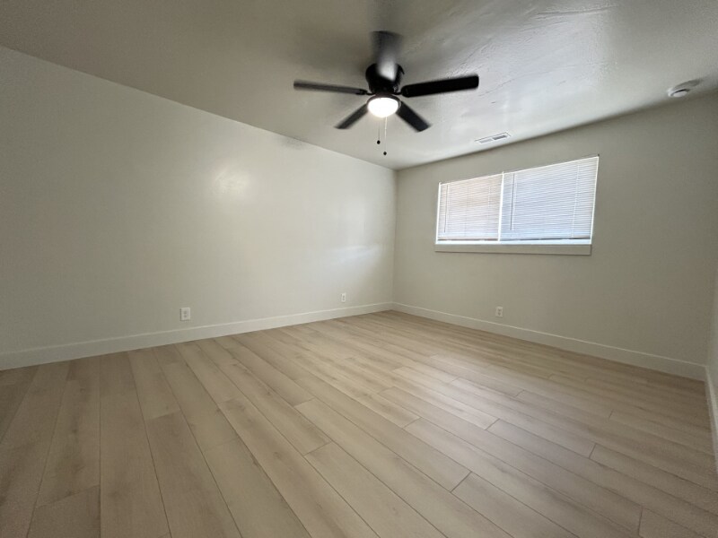 Building Photo - 1853 Parkway Blvd