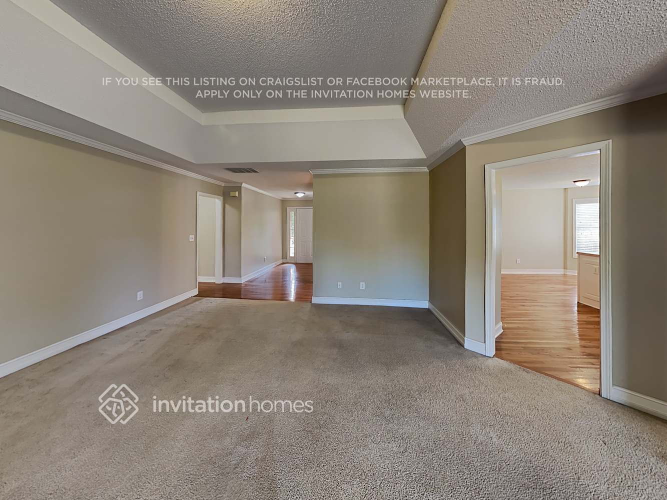 Building Photo - 1121 Sutton Dr