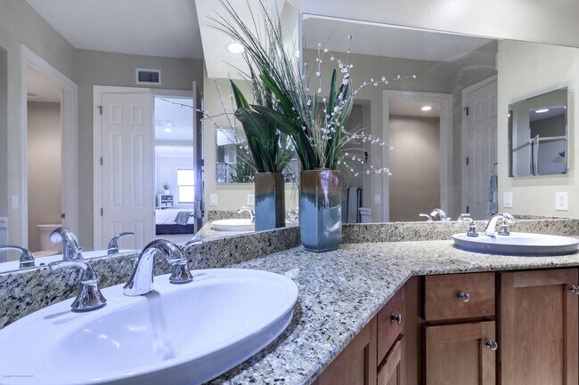 Building Photo - 8581 Amberjack Cir