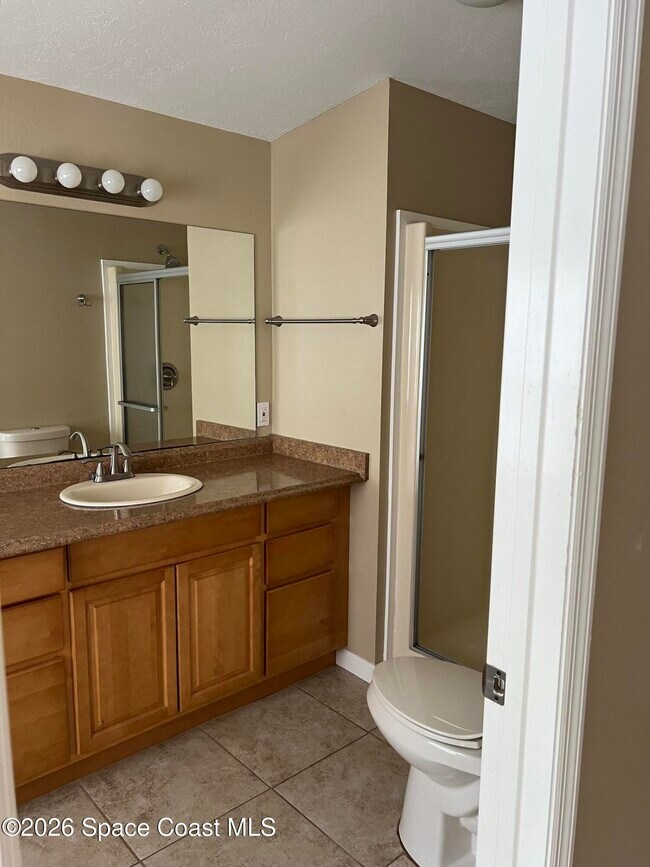 Building Photo - 2395 Coconut Palm Dr