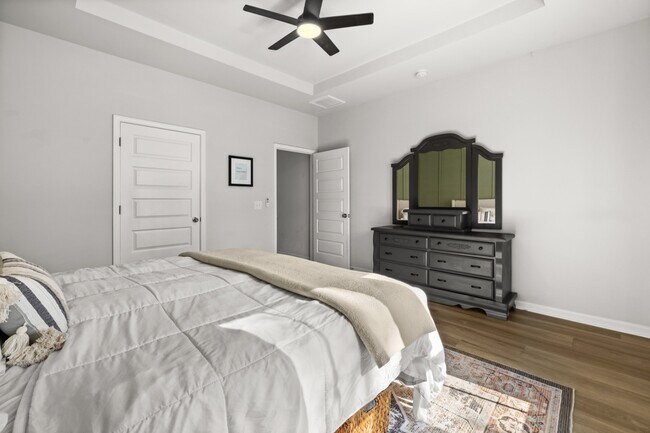 Building Photo - 119 Holloway Hl