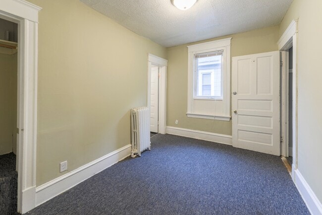 Building Photo - 2208-2210 Glenwood Ave