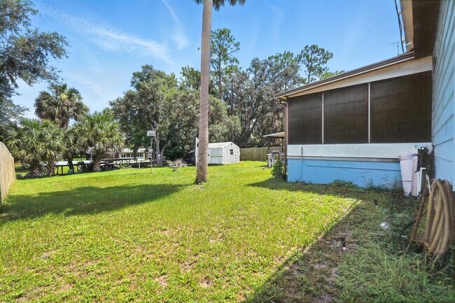 Building Photo - 163 Buchanan Cir