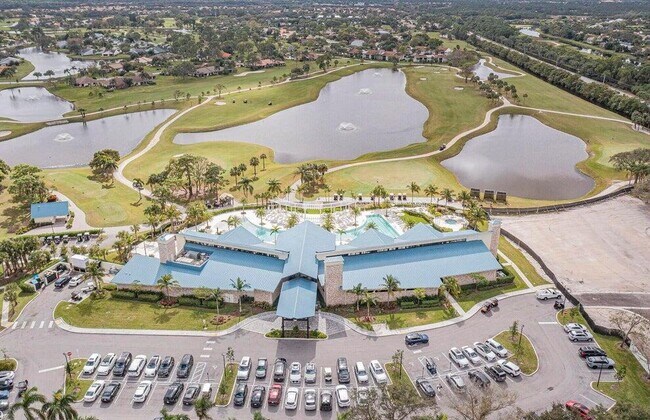 Building Photo - 13335 Cross Pointe Dr