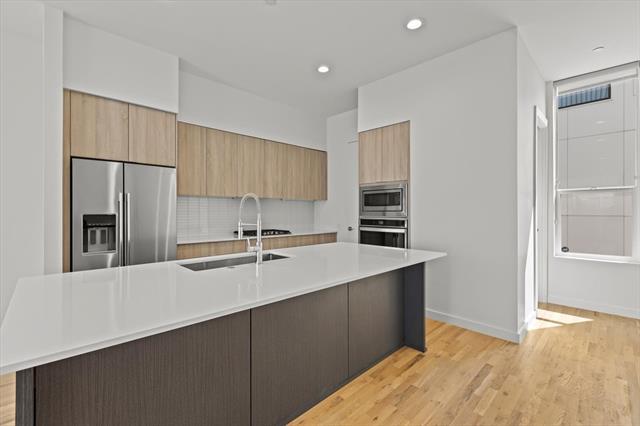 Building Photo - 4210 Delano Pl
