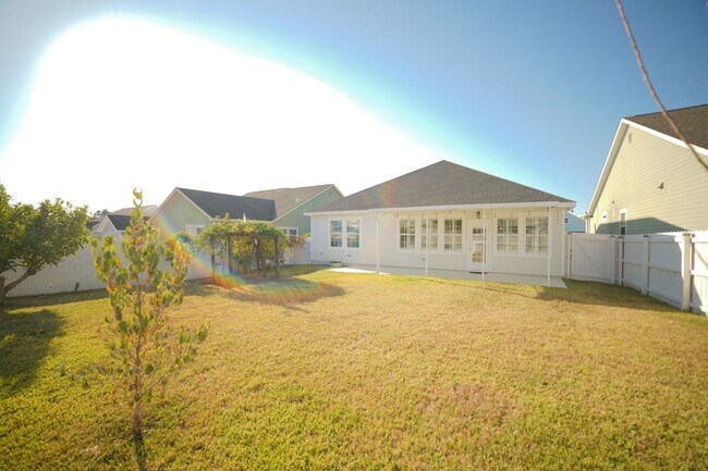 Building Photo - 2781 Julieanna Ln