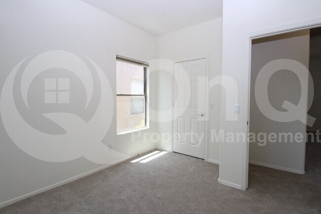 Building Photo - 17413 N 19th Run
