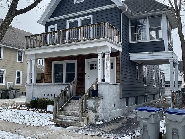Front of House - 1119 E Walworth St