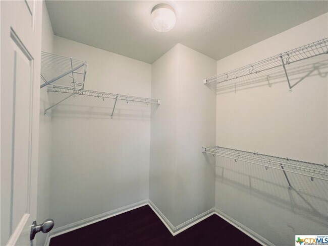 Building Photo - 7720 Honeysuckle