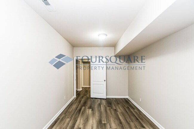 Building Photo - Inviting 5-BR / 4-BA Single-Family Home – Wakefield Neighborhood, Raleigh