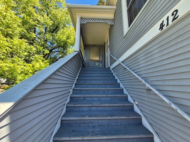 Building Photo - Spacious Duplex with EV Charger and Yard
