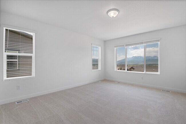 Building Photo - 2389 Wildwood Ln