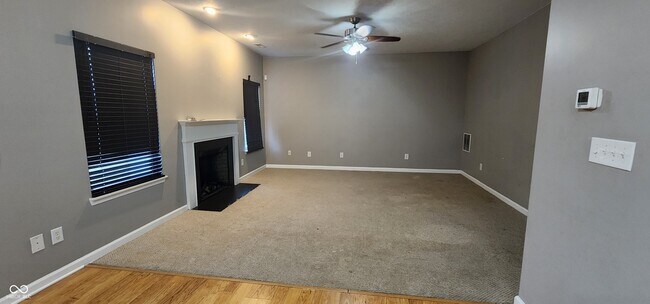 Building Photo - 5923 Edelle Dr