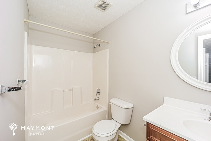 Building Photo - 5285 Cattail Ln
