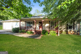 Building Photo - 115 Farmbrook Trail