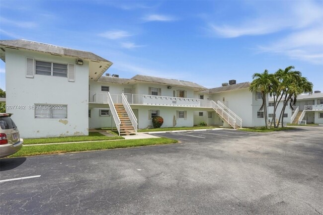 Building Photo - 7680 SW 82nd St