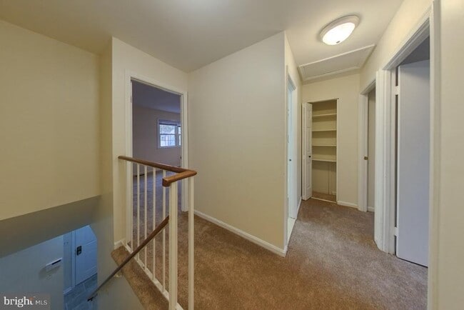 Building Photo - 4939 McFarland Dr