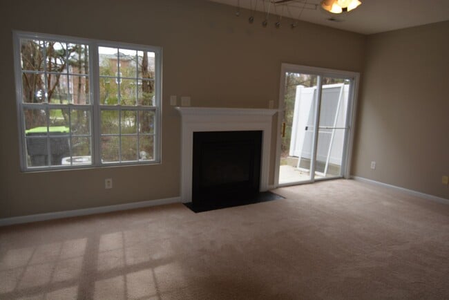 Building Photo - Sophisticated Living Near RTP & Duke