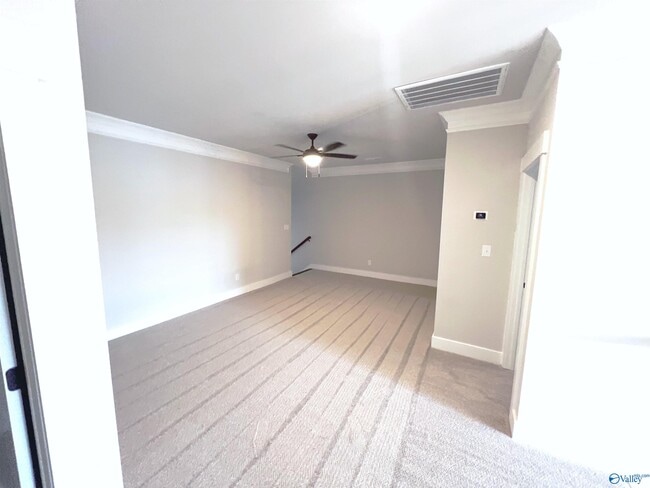 Building Photo - 531 Town Madison Blvd