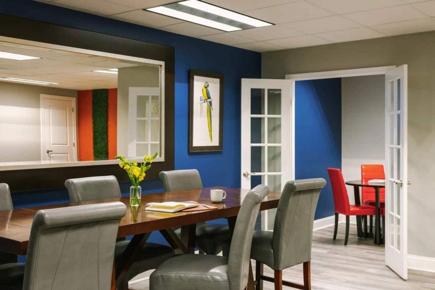 Building Photo - 925 Common St