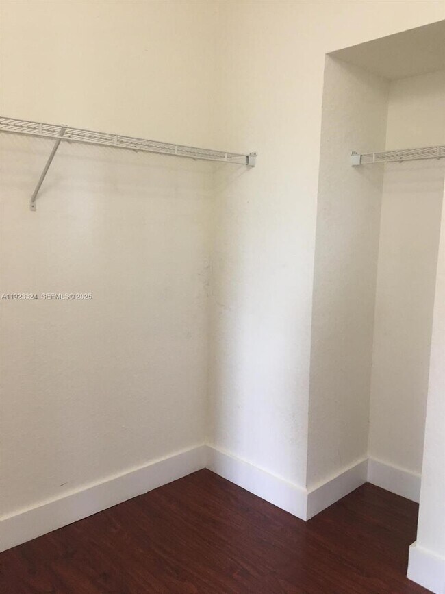 Building Photo - 10803 NW 83rd St