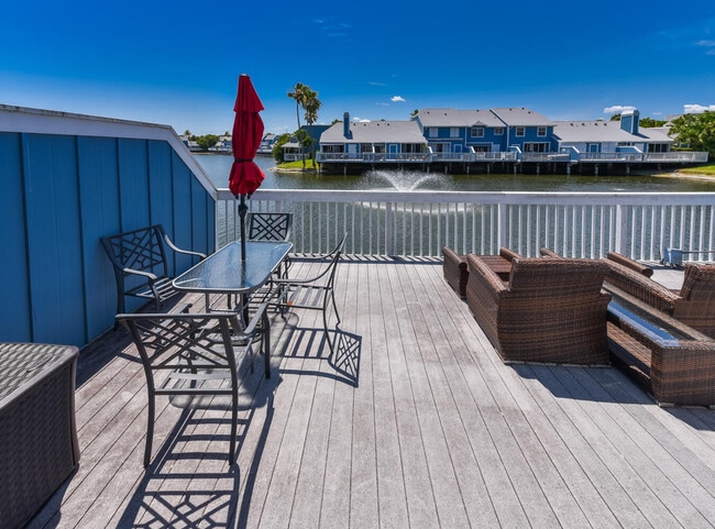 Building Photo - 209 Ocean Dunes Cir
