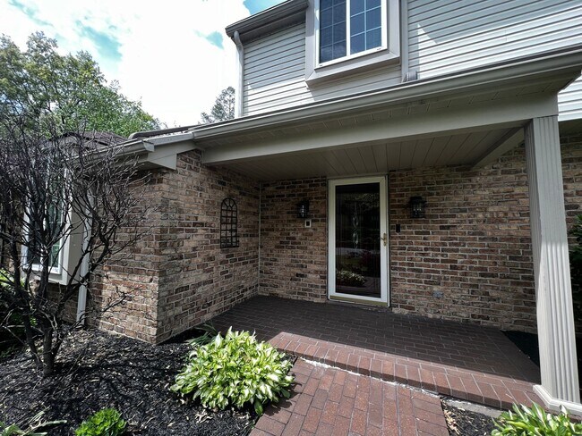 Building Photo - Luxurious 4 Bed 2.5 Bath in Hershey