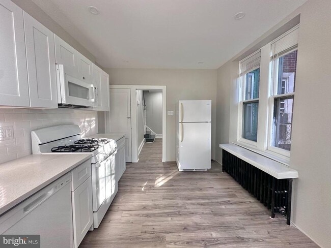 Building Photo - 934 N Fallon St