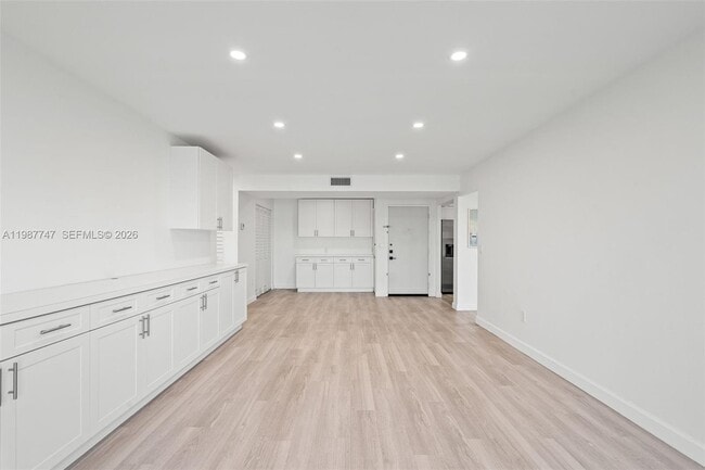 Building Photo - 7765 SW 86th St