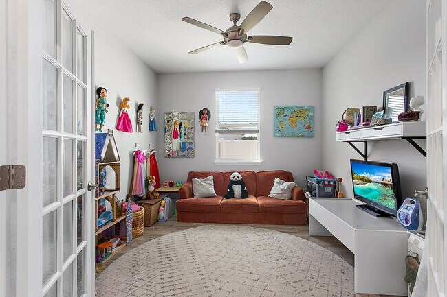 Building Photo - Newer Home in Wildlight!