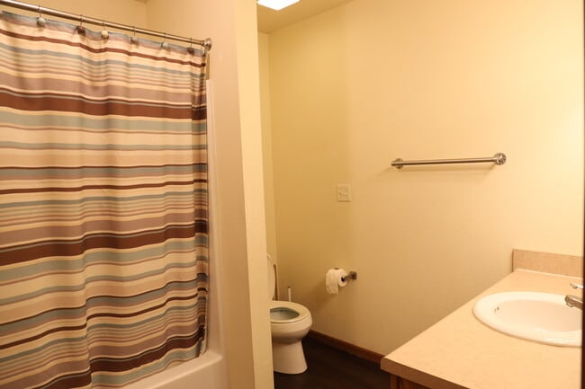 Building Photo - 22635 Hollow Oak Ln