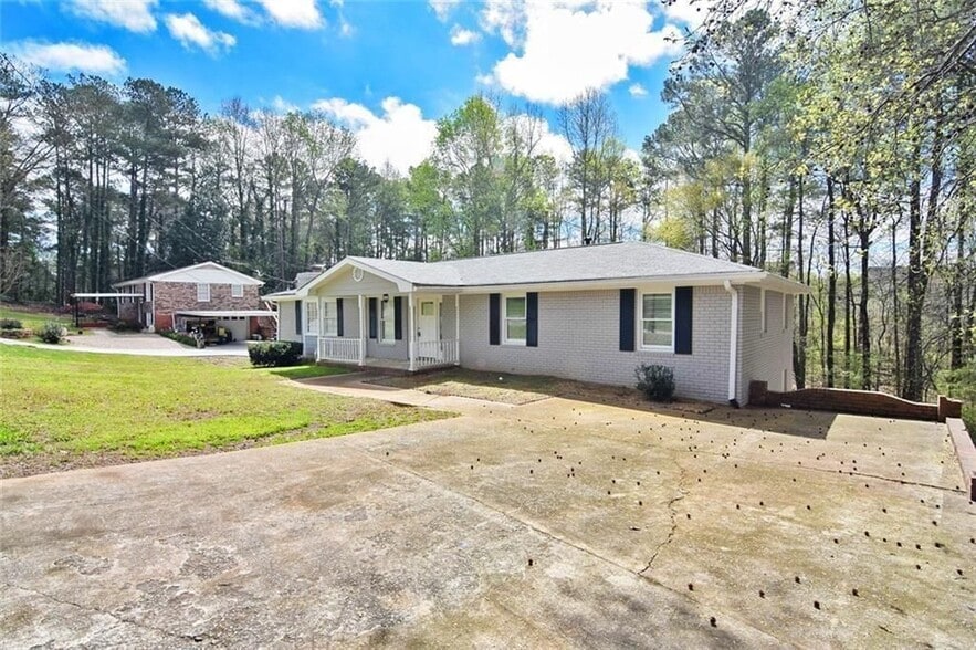 Building Photo - 86 Regency Way SE