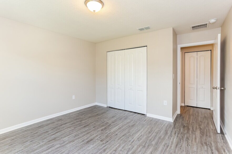 Building Photo - 3434 Canyon Falls Dr
