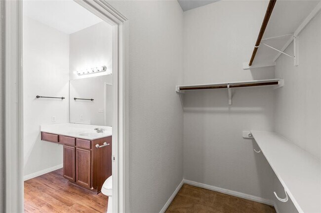 Building Photo - 12920 Snow Ln