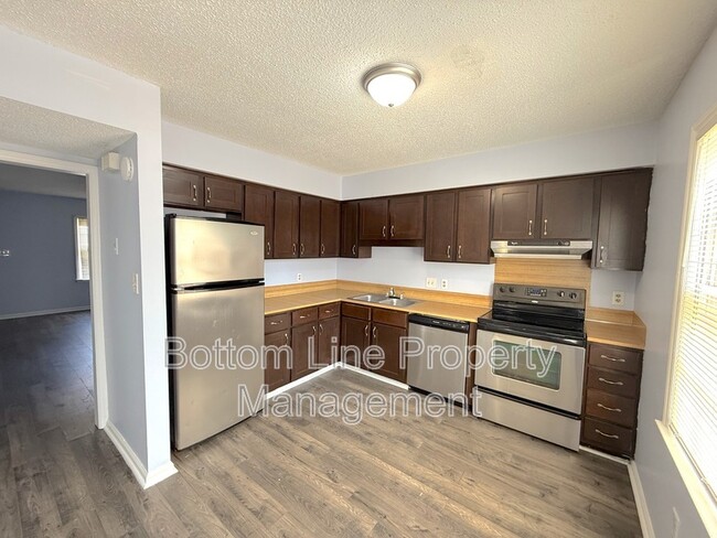 Building Photo - 4633 Old Lantern Way