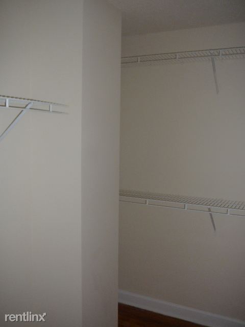 Building Photo - 108 E Grace St