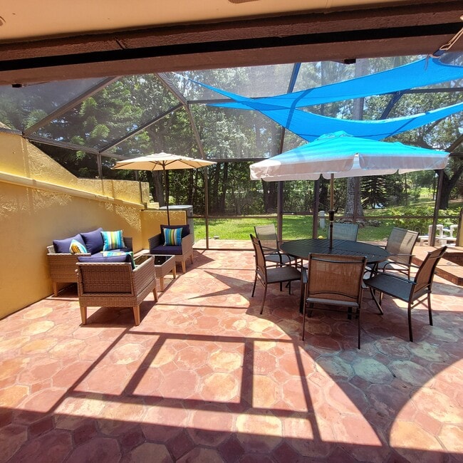 Building Photo - 3871 Alcantara Ave