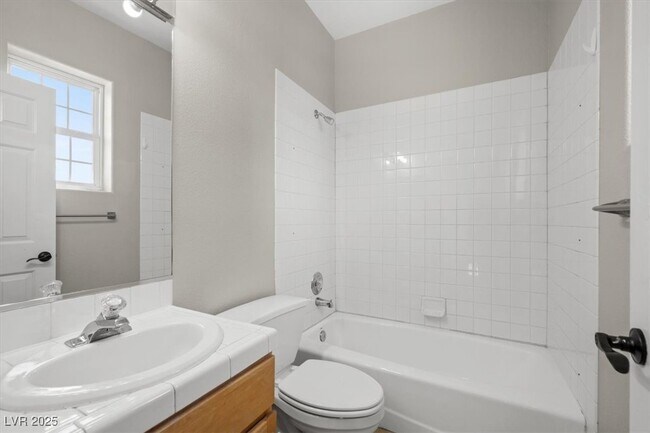 Building Photo - 8000 Silver King Dr